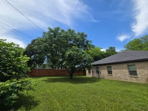 Lawn & Landscaping