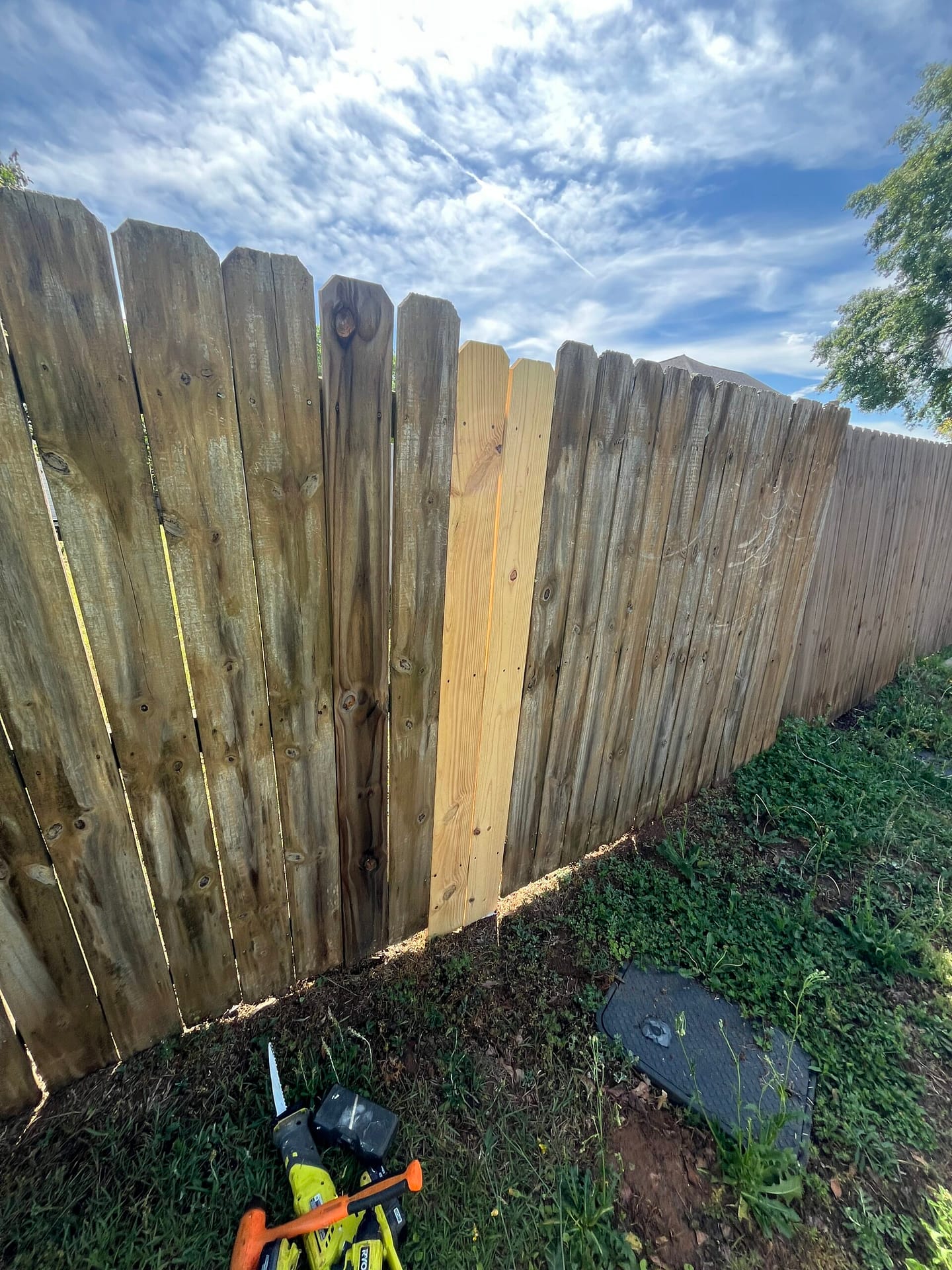 Fence and gate hardware repair completed on a Gilbert, AZ property